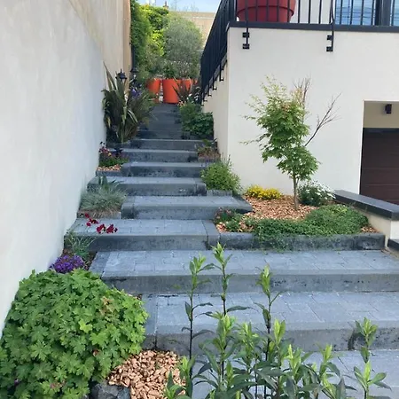 Du Jardin Des Plantes 56 Rue Premartine *
